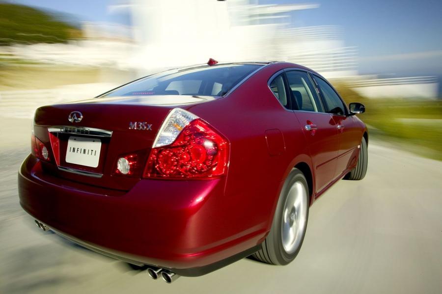  Infiniti M35x 2006 года  (фото 7 из 26)